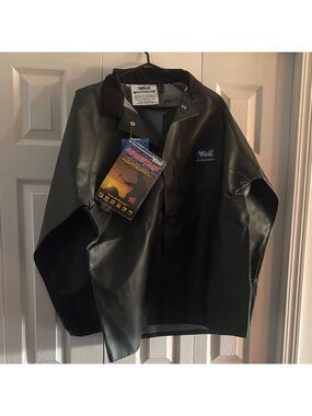 Men's Waterproof Jacket Size L❤️